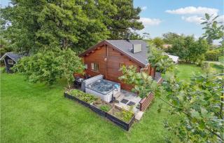 2 Bedroom Pet Friendly Home In Hadsund - Hadsund - 0
