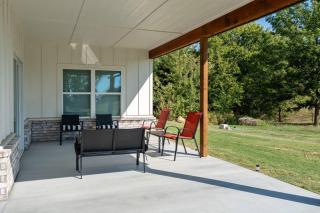 Brand New Modern Getaway on Private Land! - Tulsa - 6