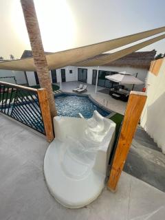 The Bungalow Resthouse - 9