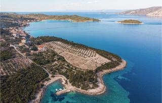 Amazing Apartment In Kneze With Wifi - 4