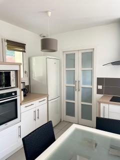 T2 lumineux, proche centre ville en RDC, très bien équipé avec terrasse - Salies-de-Béarn - 1