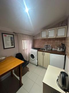 Julia's Apartments I - 3