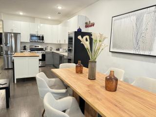 Stunning NYC rooftop views minutes away from NYC 2 bedroom 2 bath - Jersey City - 4