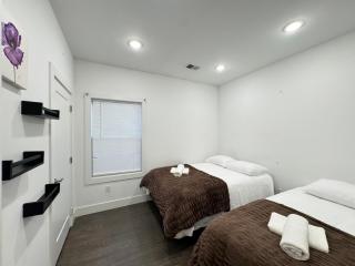 Stunning NYC rooftop views minutes away from NYC 2 bedroom 2 bath - Jersey City - 1