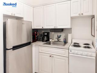 Steps to the beach! - 3