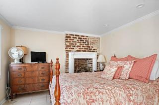 21 E York - Savannah - 7