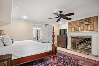 21 E York - Savannah - 2
