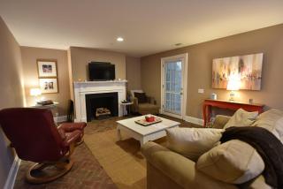 321 E Congress Garden - Savannah - 7