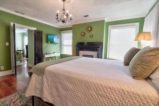 121 W Jones Suite Loft 4f - Savannah - 2