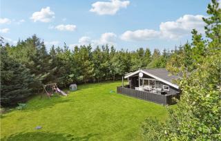 3 Bedroom Awesome Home In Saltum - 2