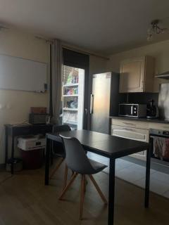 Double room in a shared duplex flat 15 mins from La Defense Arena - Business Center - Nanterre - 1