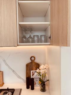 Box Hill 2bed 2bath Apartment 7x5 - Box Hill - 4