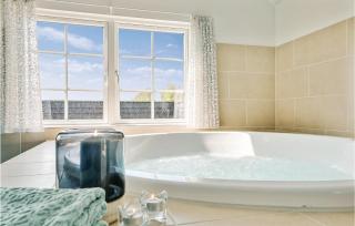 Beautiful Home In Grenaa With Sauna - Grenå - 2
