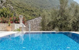 Amazing Home In Herceg Novi With Wifi - Herceg Novi - 5