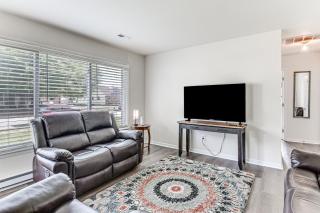 3 Mi to Huntington Beach Hampton Family Home! - Hampton - 8
