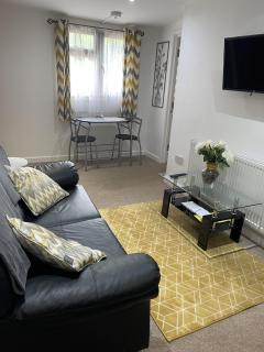 Woodpaddock Bed & Breakfast - March - 1