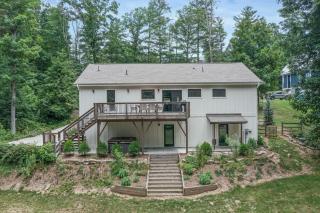 BRAND NEW 10 Min to Downtown and Private HOT TUB and Arcade - 5