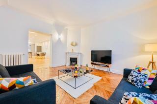 Grand appartement Parc des princes Paris 16 - París - 8