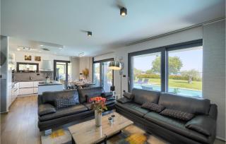 4 Bedroom Gorgeous Home In Pomer - Pomer - 7