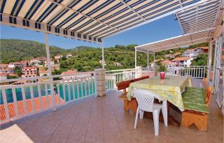 4 Bedroom Beautiful Apartment In Brna - Brna - 7