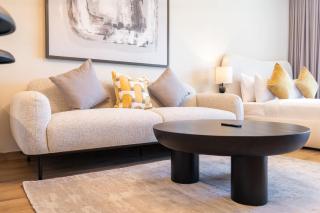 Studio that Sleeps 2 and Near Circle Mall and FIVE, JVC - Dubai - 4