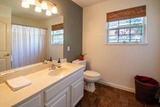 The Shalom Home -House of Peace - Siloam Springs - 8