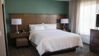 Staybridge Suites Auburn Hills by IHG - Auburn Hills - 2
