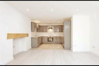 Apartment With Free Gated Parking WITH 50 Percent Off for Monthly Stays - Liverpool - 5