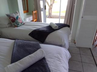 Kingfisher Heads Riverside Self Catering - Velddrif - 3