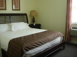 The City Hotel Bar & Grill - Northern Cambria - 8
