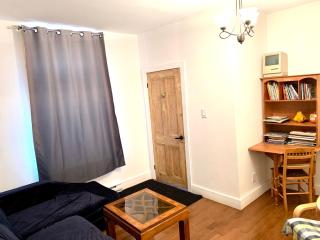 Select Room in 2-Bedroom Apartment, Quebec City - Québec - 2