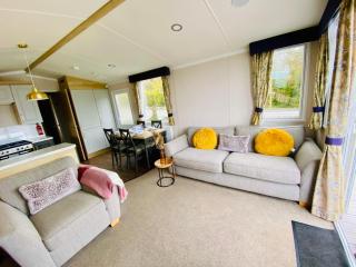Beautiful Devon Cliffs Caravan, perfect for exploring Exmouth, Exeter & Sandy Bay beach - Exmouth - 9