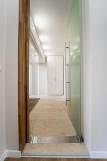 Host2U Penthouse Sauna, Jacuzzi, Fireplace - Bansko - 5
