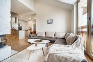 Host2U Penthouse Sauna, Jacuzzi, Fireplace - Bansko - 4