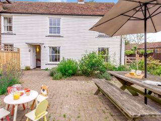 2 Bed in Horsted Keynes 60405 - Horsted Keynes - 0