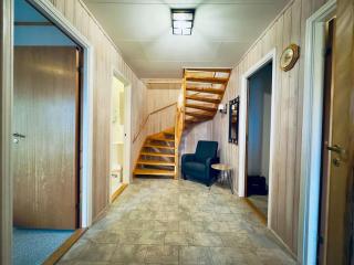 The Yellow House - 4