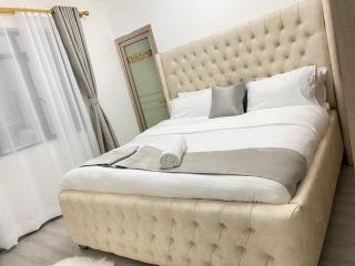 !!NEW!! Kilimani Apt near Yaya Centre, malls, hotels -gym, gazebo, play ground - Nairobi - 4