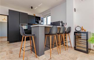 Beautiful Home In Zaboric - Zaboric - 4