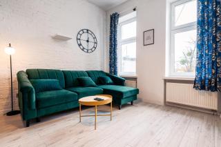 Środmieście Apt - Top Location, Tram&Park nearby - by Rentujemy - 1