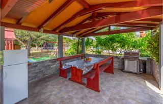 Amazing Home In Pomer With Wifi - Pomer - 3