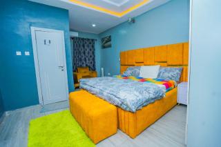 Luxury 4 bedroom duplex - 4