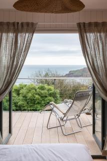 Greenshutters PembrokeshireBeachHouse - 2