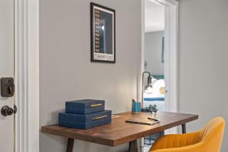 3BD Family Retreat - 4 Mins to UND - Yard Games - South Bend - 9