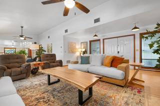 Tropic House! Spacious private tropical oasis with heated pool! - Bradenton - 5