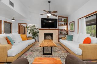 Tropic House! Spacious private tropical oasis with heated pool! - Bradenton - 3
