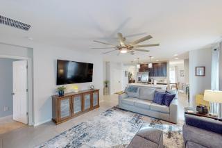 Gateway to Orlando Theme Parks! Dog-Friendly Haven - 7