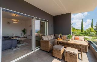 3 Bedroom Awesome Apartment In Kostrena - Kostrena - 4