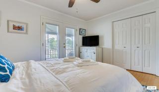 Milton Waterfront Home with Dock & Outdoor Kitchen - Milton - 5