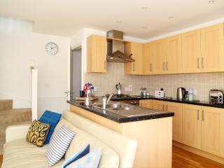 Half Turn Cottage - 8