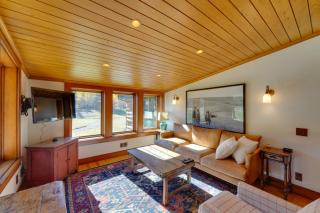 Sun Valley Log Home with Hot Tub and Mtn Views! - Sun Valley - 2